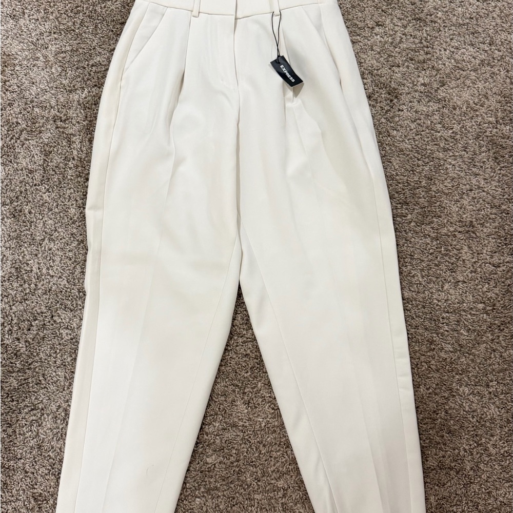 NWT Express Cream High-Waist Pleated Trousers